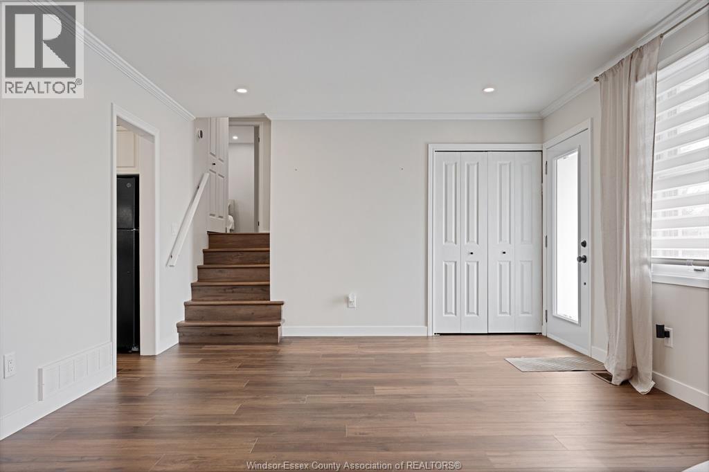 945 LAURIER - 6