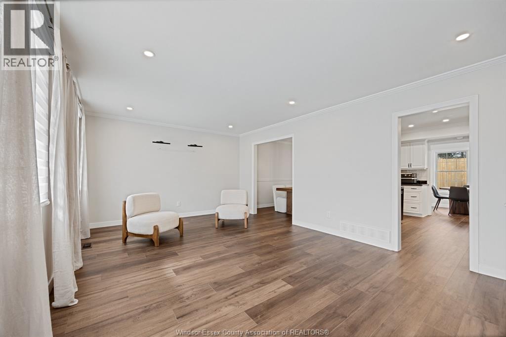 945 LAURIER - 7