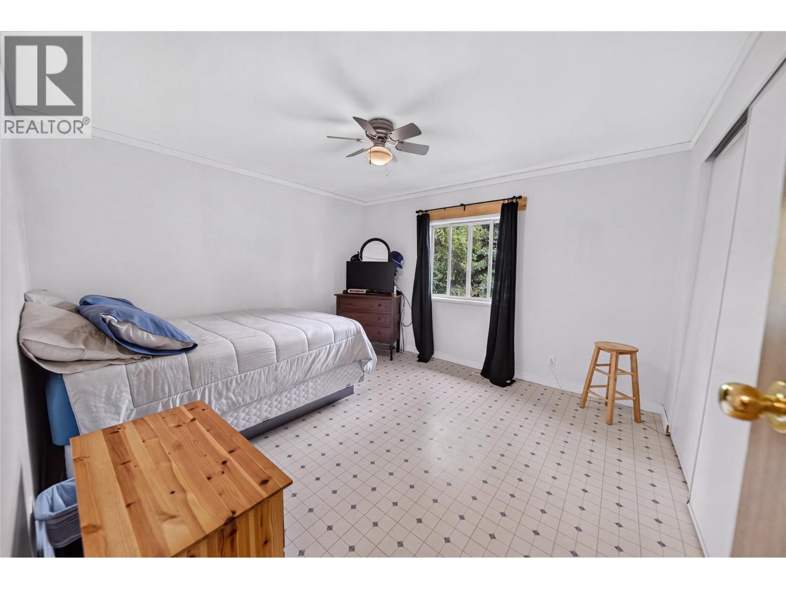 242 Hartley Street, Fernie