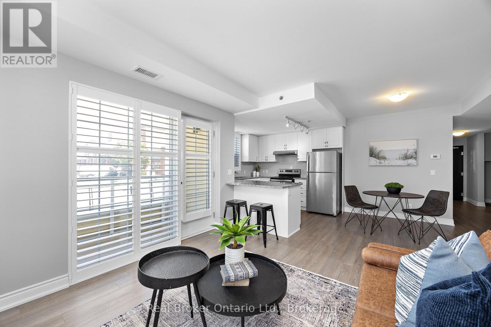 216- 21 Brookhouse Drive, Clarington, ON photo 18