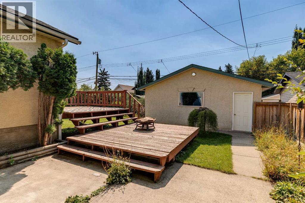 415 51 Avenue SW - 2