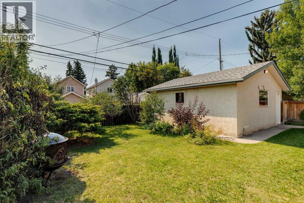 415 51 Avenue SW - 23