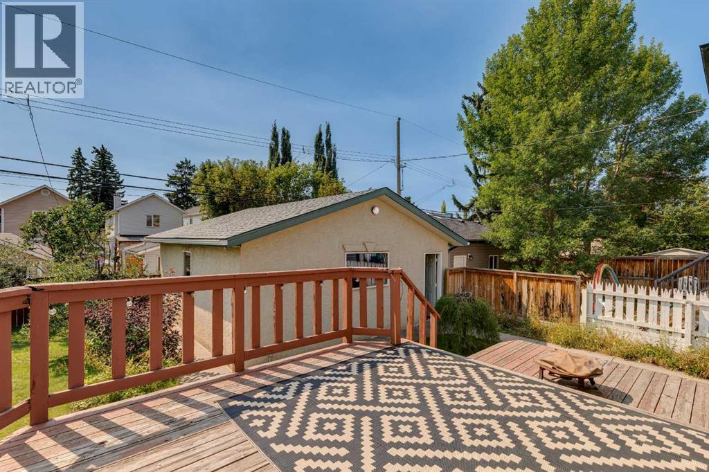 415 51 Avenue SW - 3