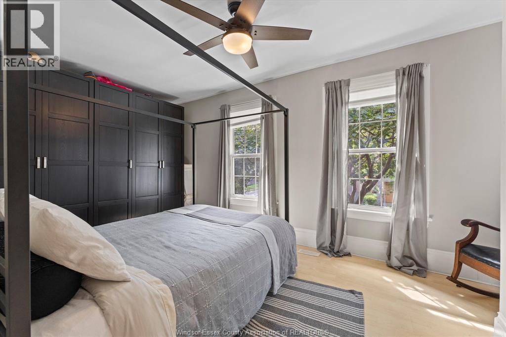 786 Monmouth - 18