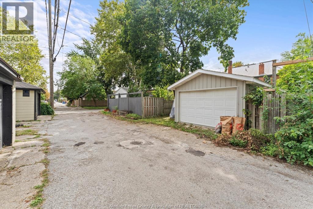 786 Monmouth - Image 32