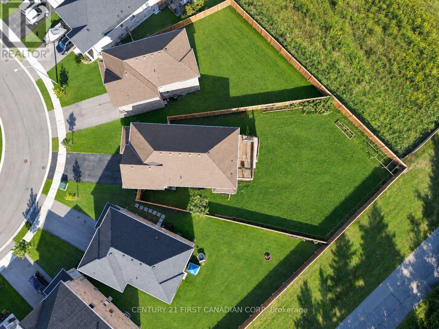 36 SEATON CRESCENT, Tillsonburg — photo 3