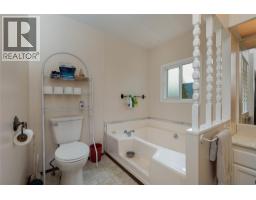 649 Lee Road Unit# 1,2,3, Tappen, BC V0E2X0 Photo 17