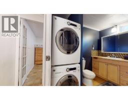 203 1830 Mamquam Road, Squamish, BC V0N1T0 Photo 17