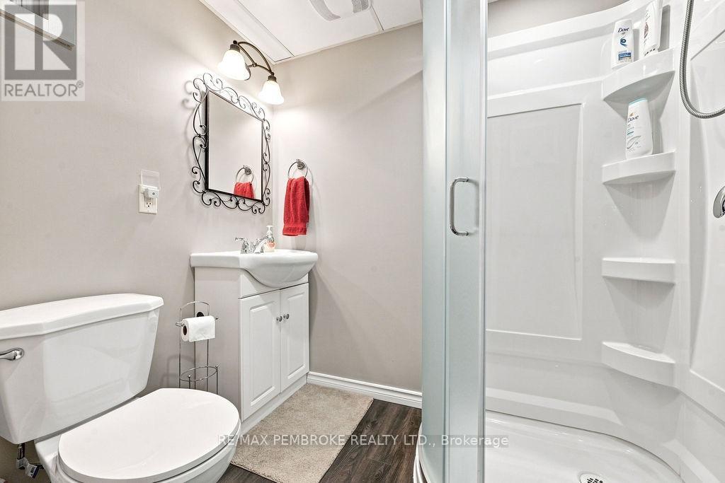 13 SUNSET CRESCENT - Image 24