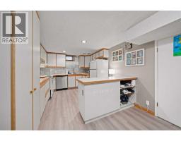 46 Westwood Drive SW - photo 23