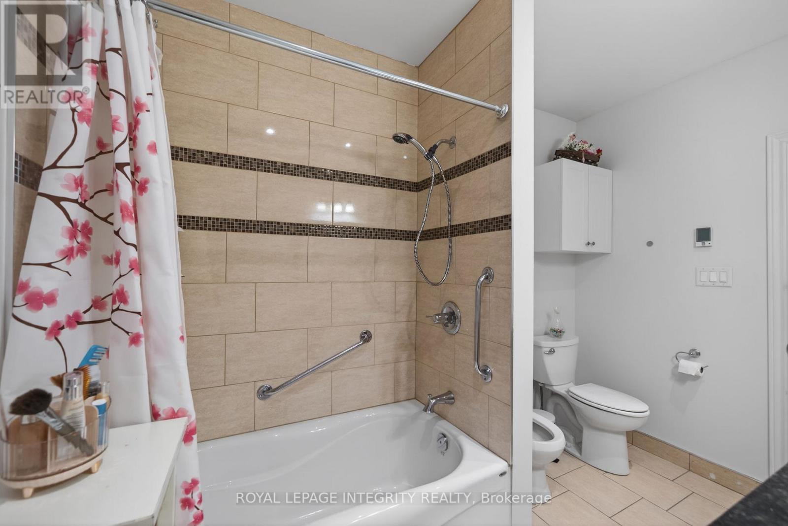 1409 LEPAGE AVENUE - 33
