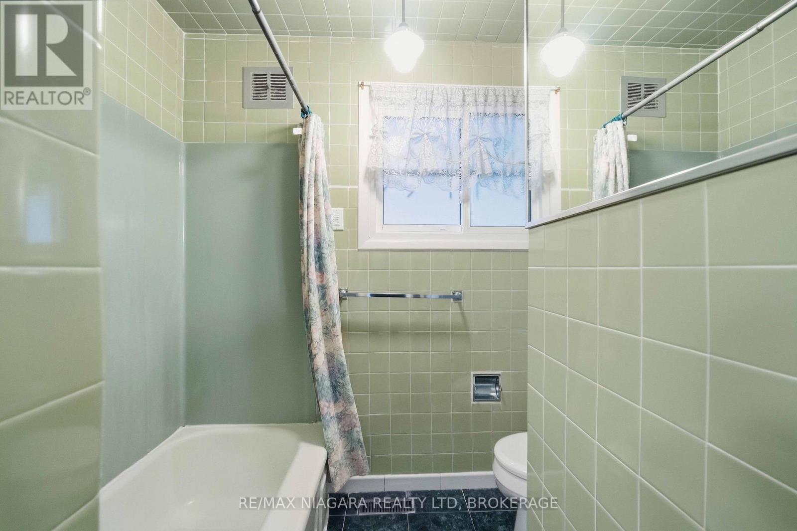 150 WOODSIDE DRIVE - Image 20