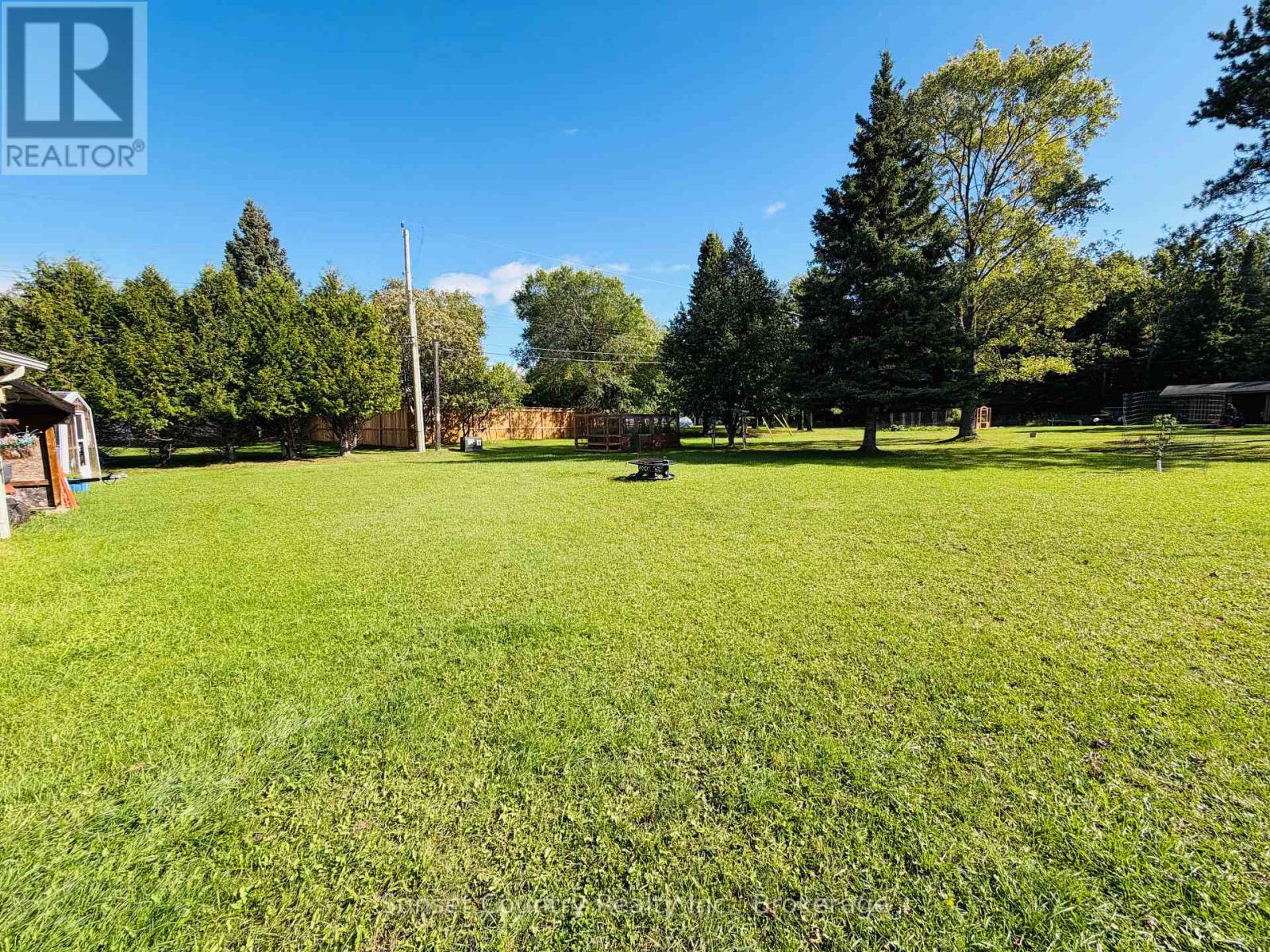 68 DINGWALL PARKWAY, Dryden (Milestone) — photo 5