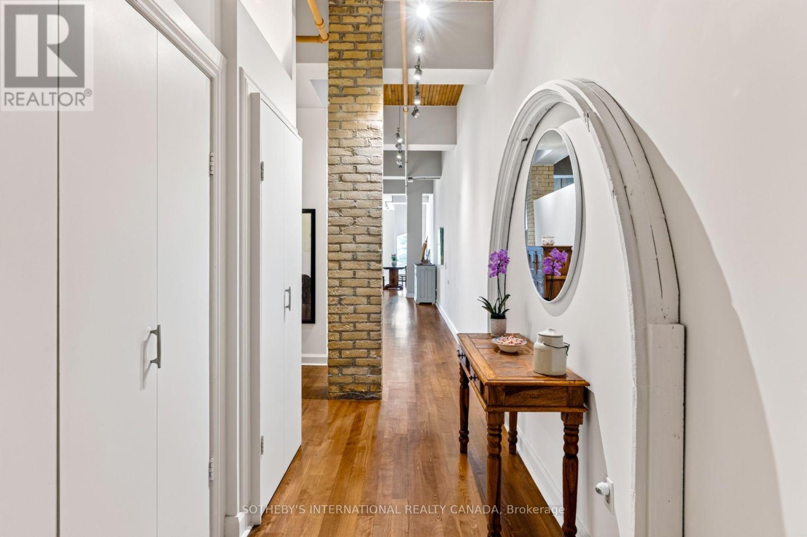 208 - 993 QUEEN STREET W, Toronto (Trinity-Bellwoods) — photo 2