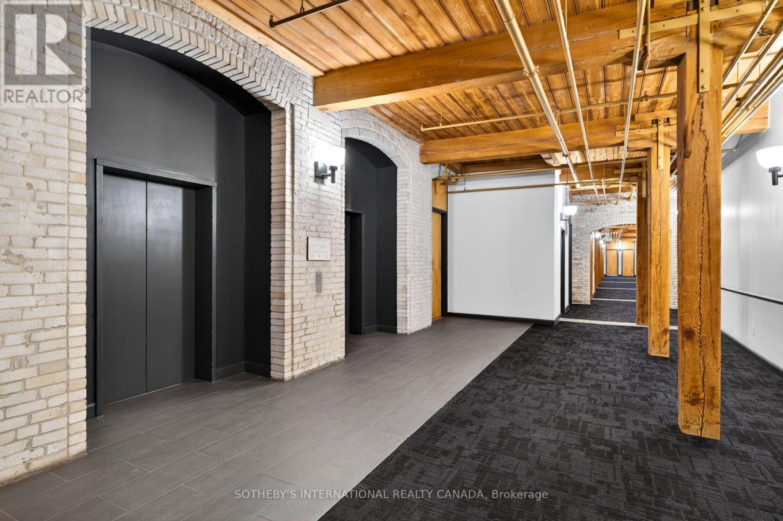 #208 993 QUEEN STREET W - Image 33