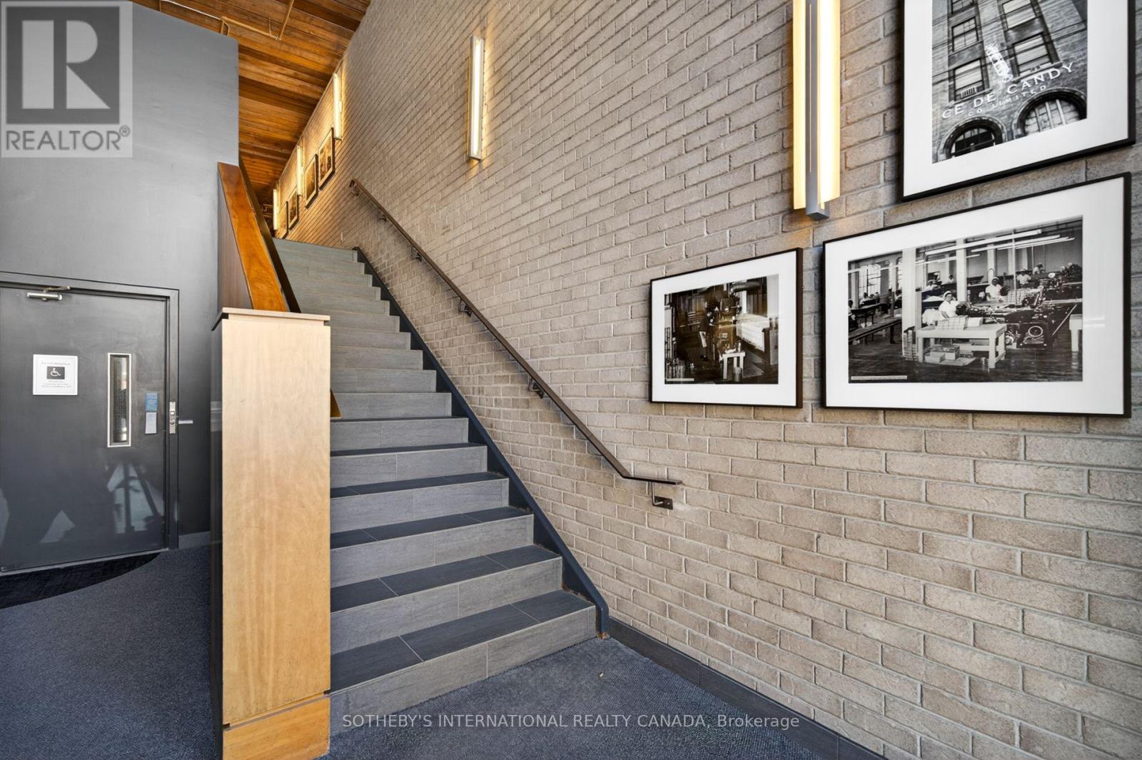 #208 993 QUEEN STREET W - Image 34