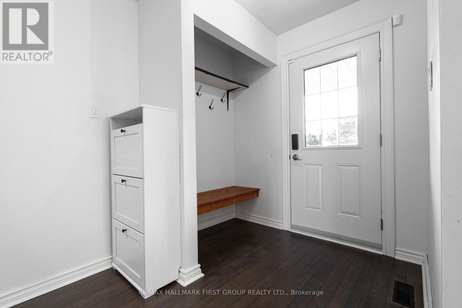 124 HUMPHREY DRIVE, Ajax (South West) — photo 4