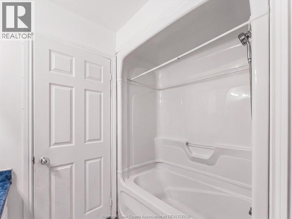 75 SUTTON, Leamington — photo 9