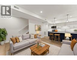 Living room - 322 Ramsay, Amherstburg, ON N9V1Y5 Photo 6