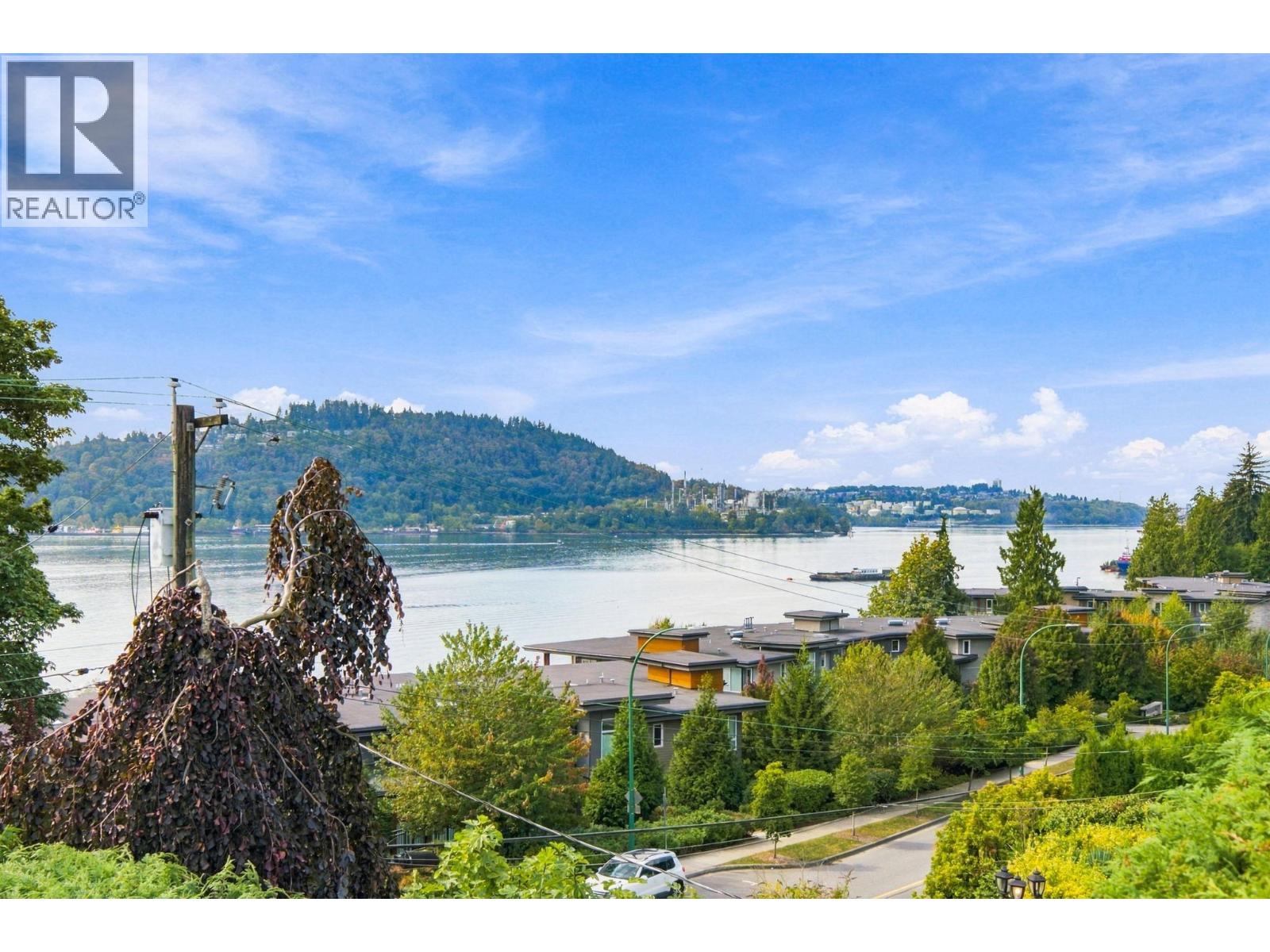 3950 SPARROW LANE, North Vancouver