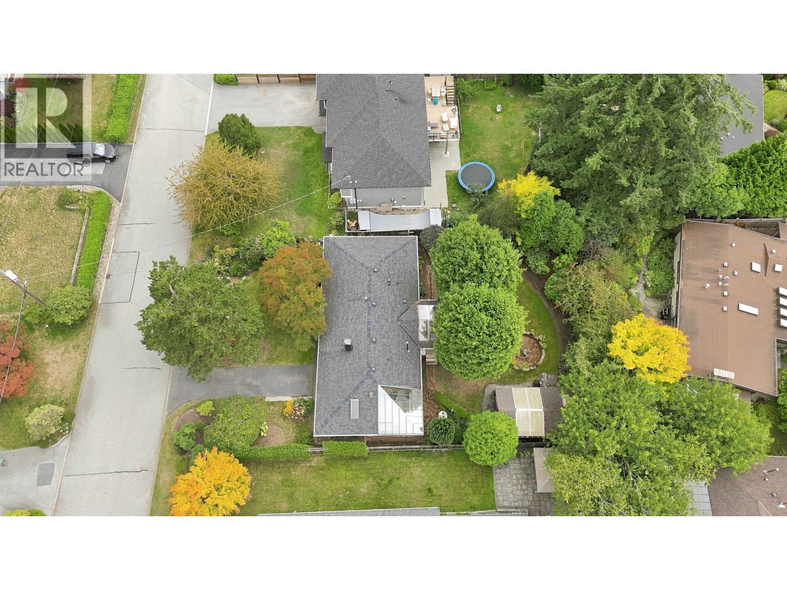 2161 FLORALYNN CRESCENT, North Vancouver