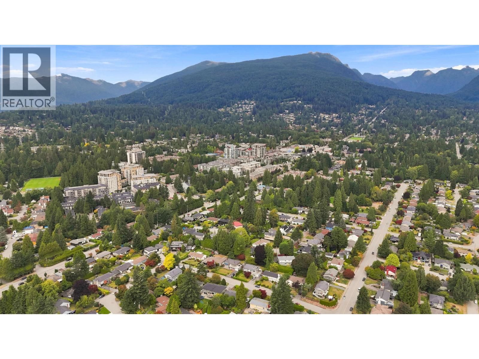 2161 FLORALYNN CRESCENT, North Vancouver