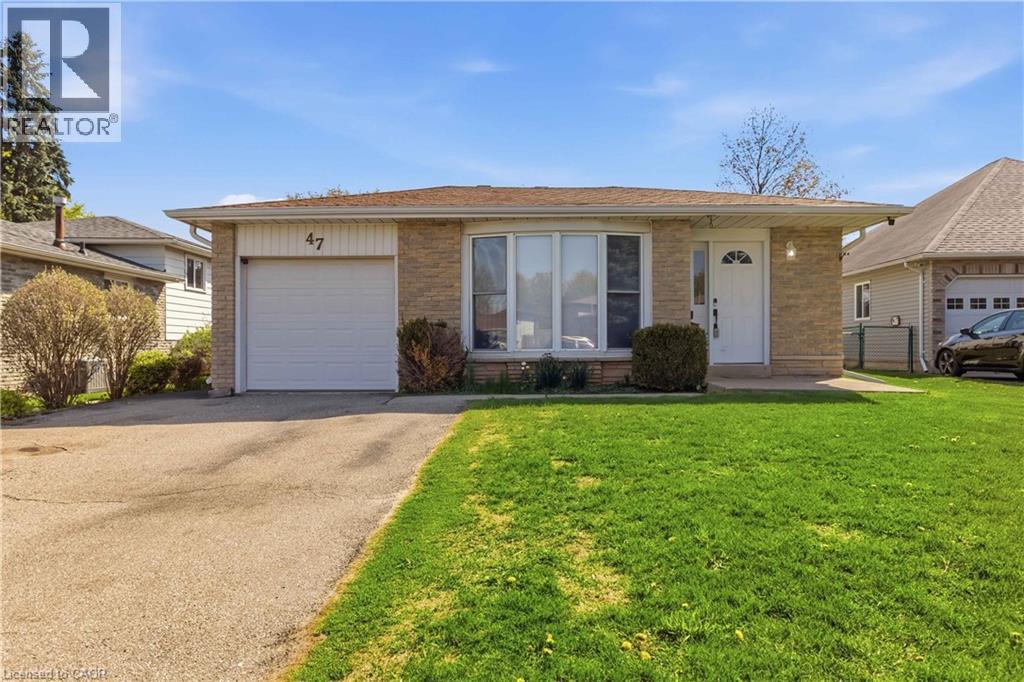47 ABELES Avenue - 49