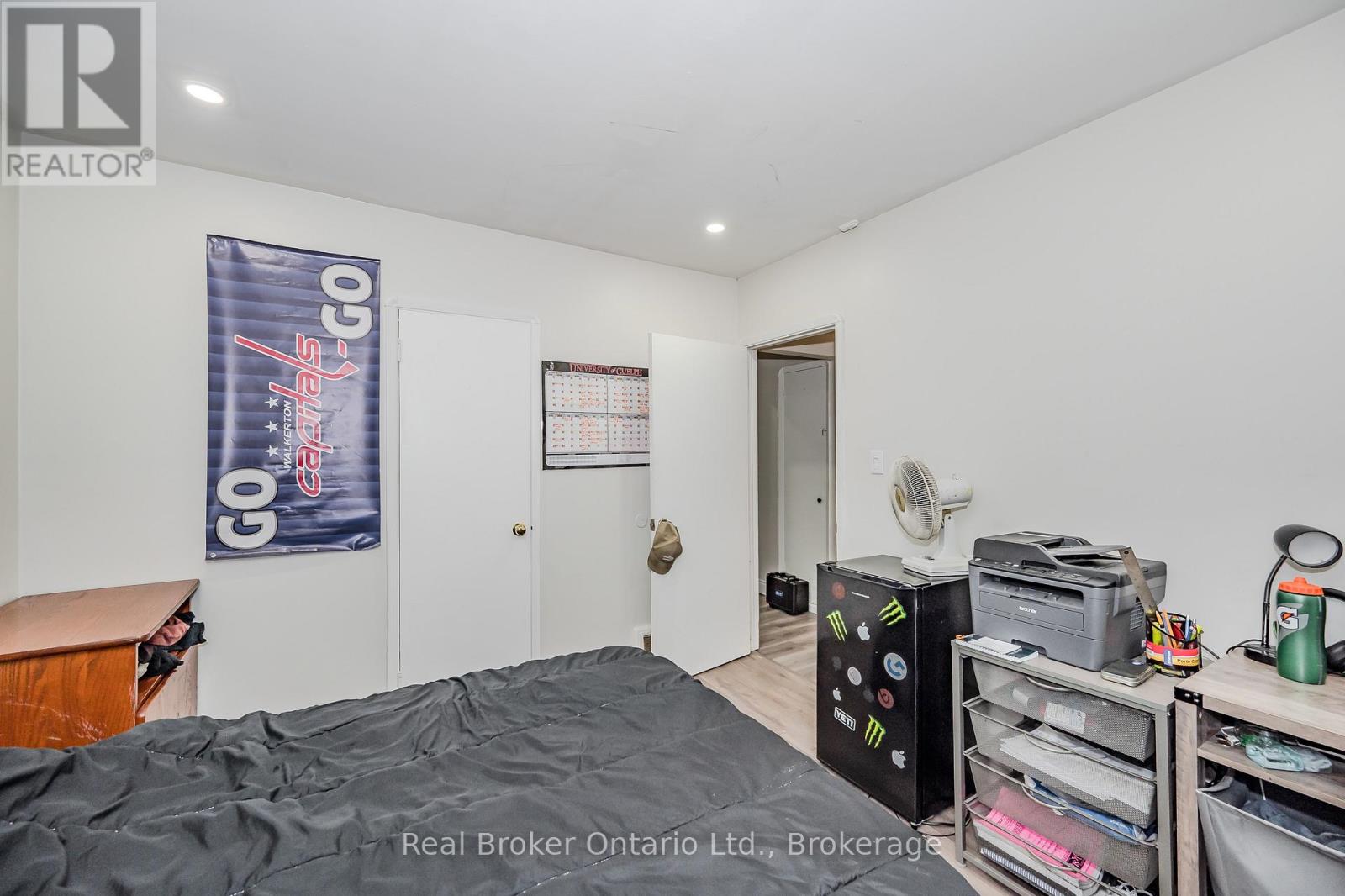 112 VICTORIA ROAD N - Image 15