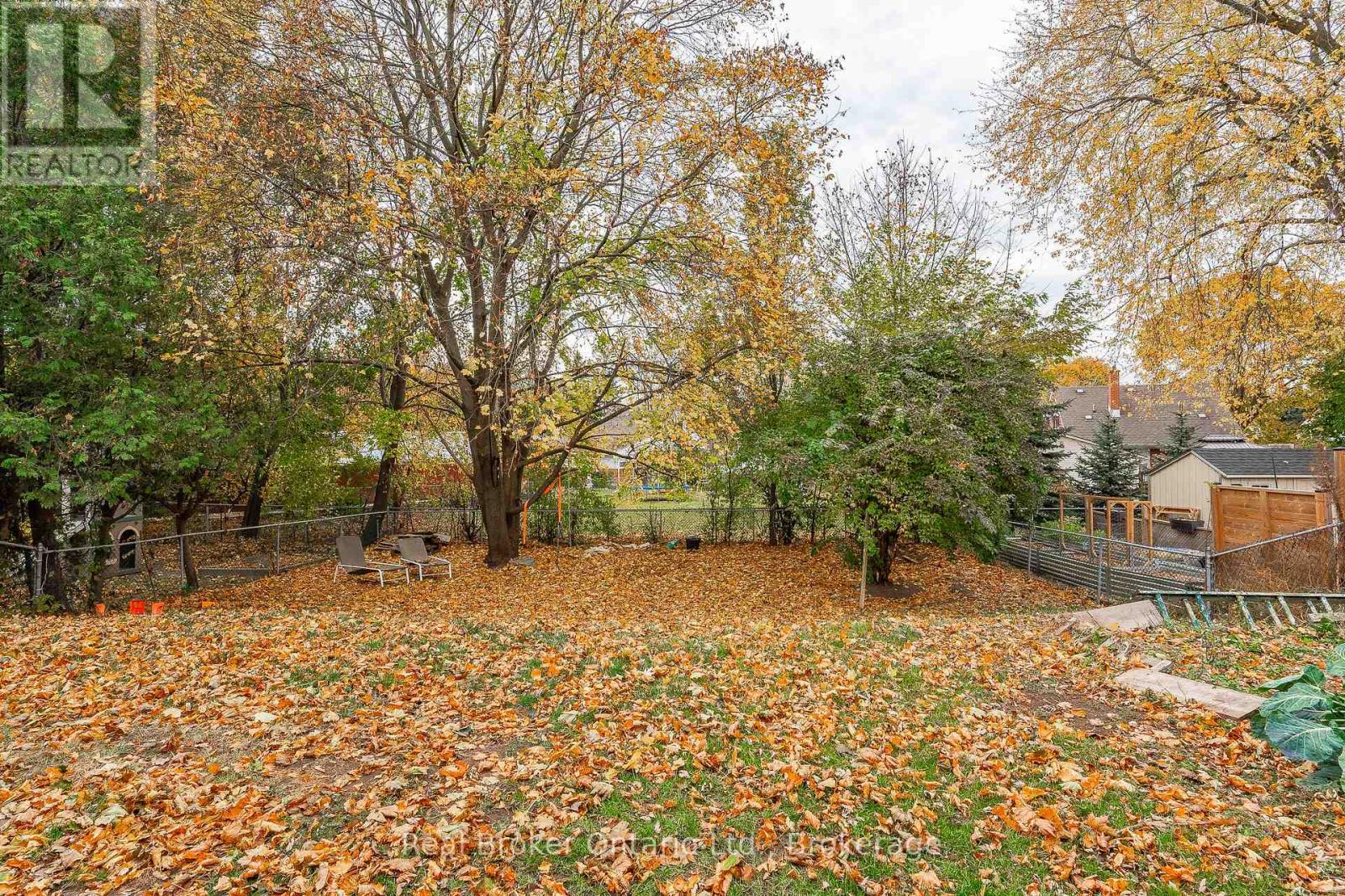 112 VICTORIA ROAD N - Image 27
