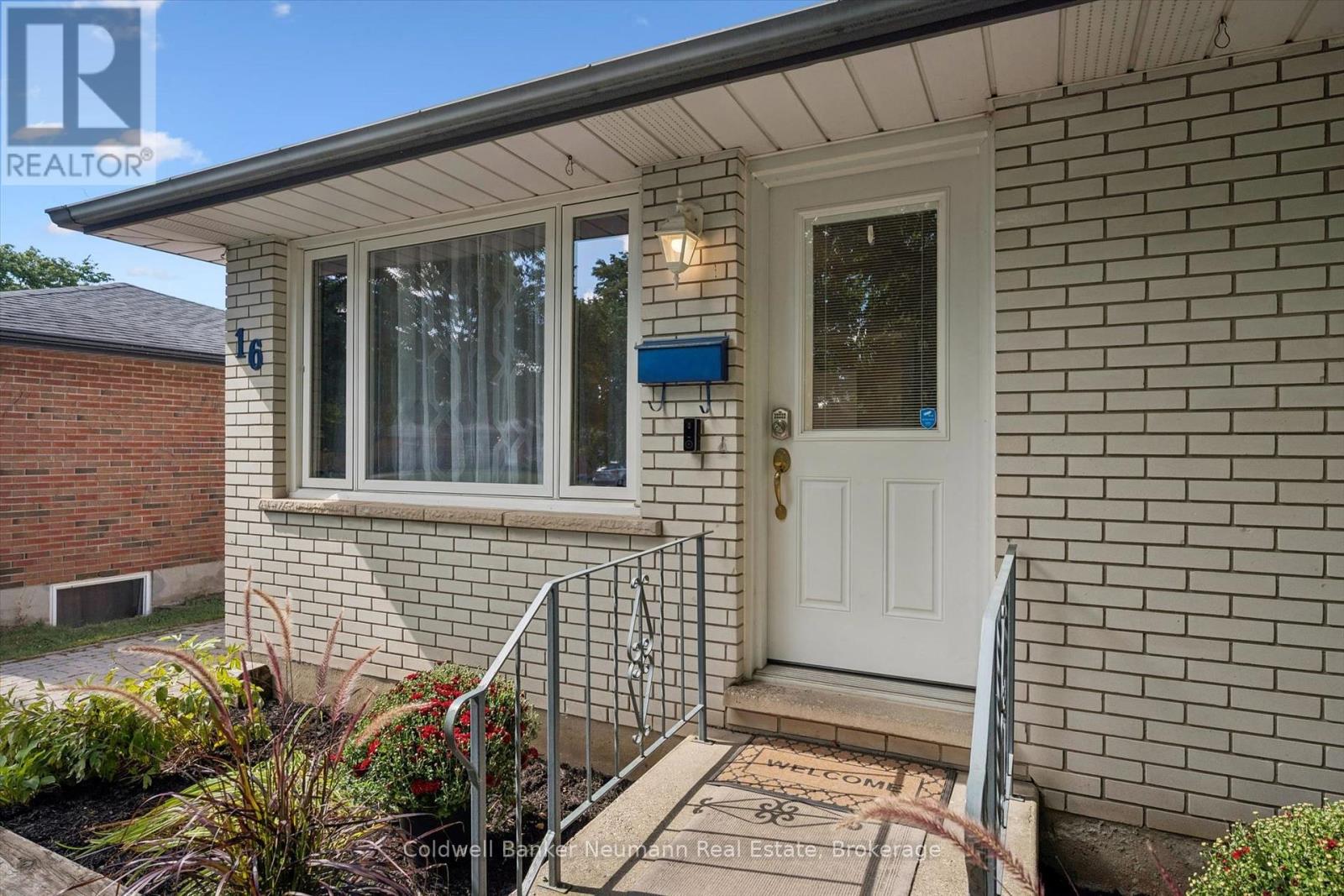 16 ARGYLE DRIVE, Guelph (Dovercliffe Park/Old University) — photo 3