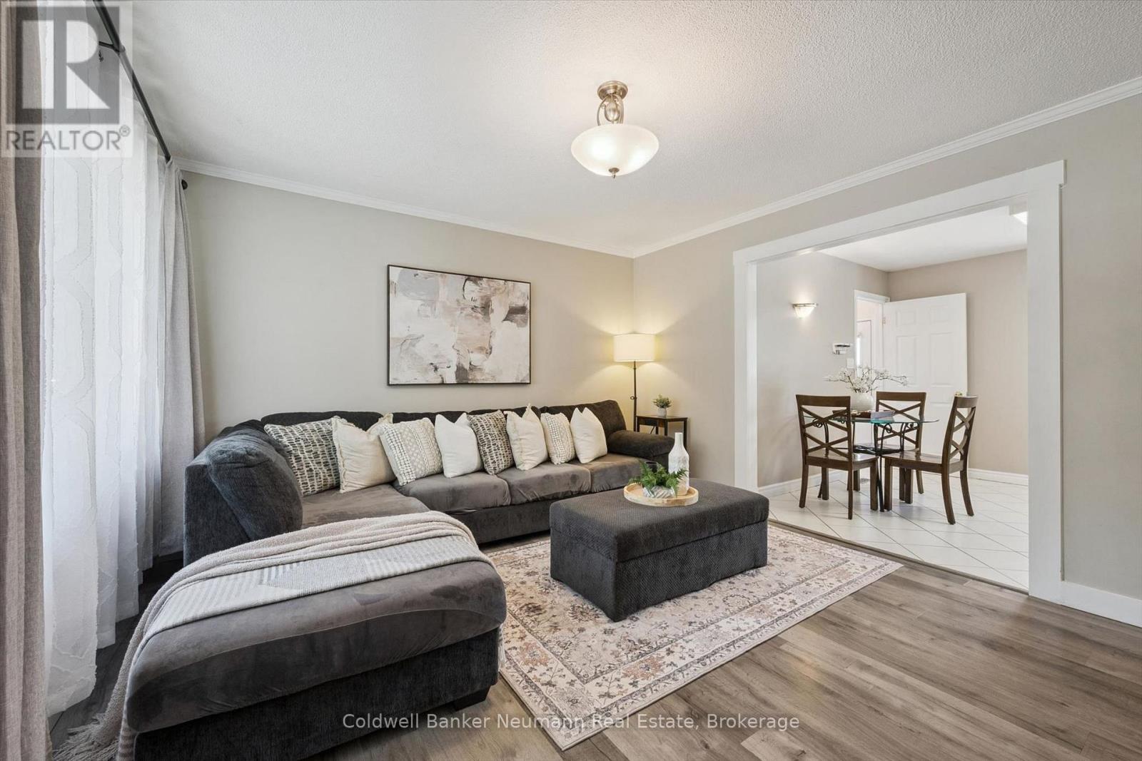 16 ARGYLE DRIVE, Guelph (Dovercliffe Park/Old University) — photo 4