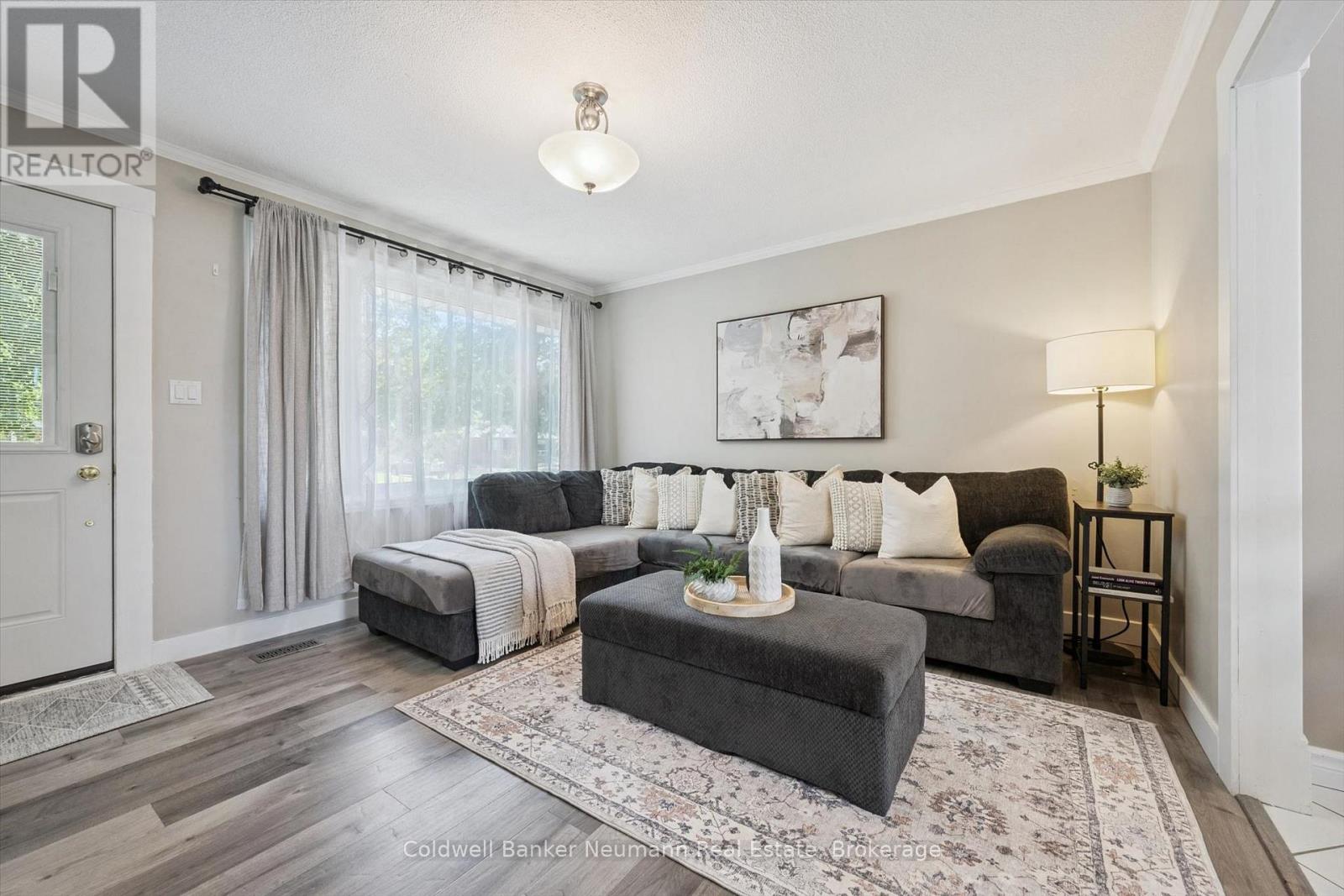 16 ARGYLE DRIVE, Guelph (Dovercliffe Park/Old University) — photo 5