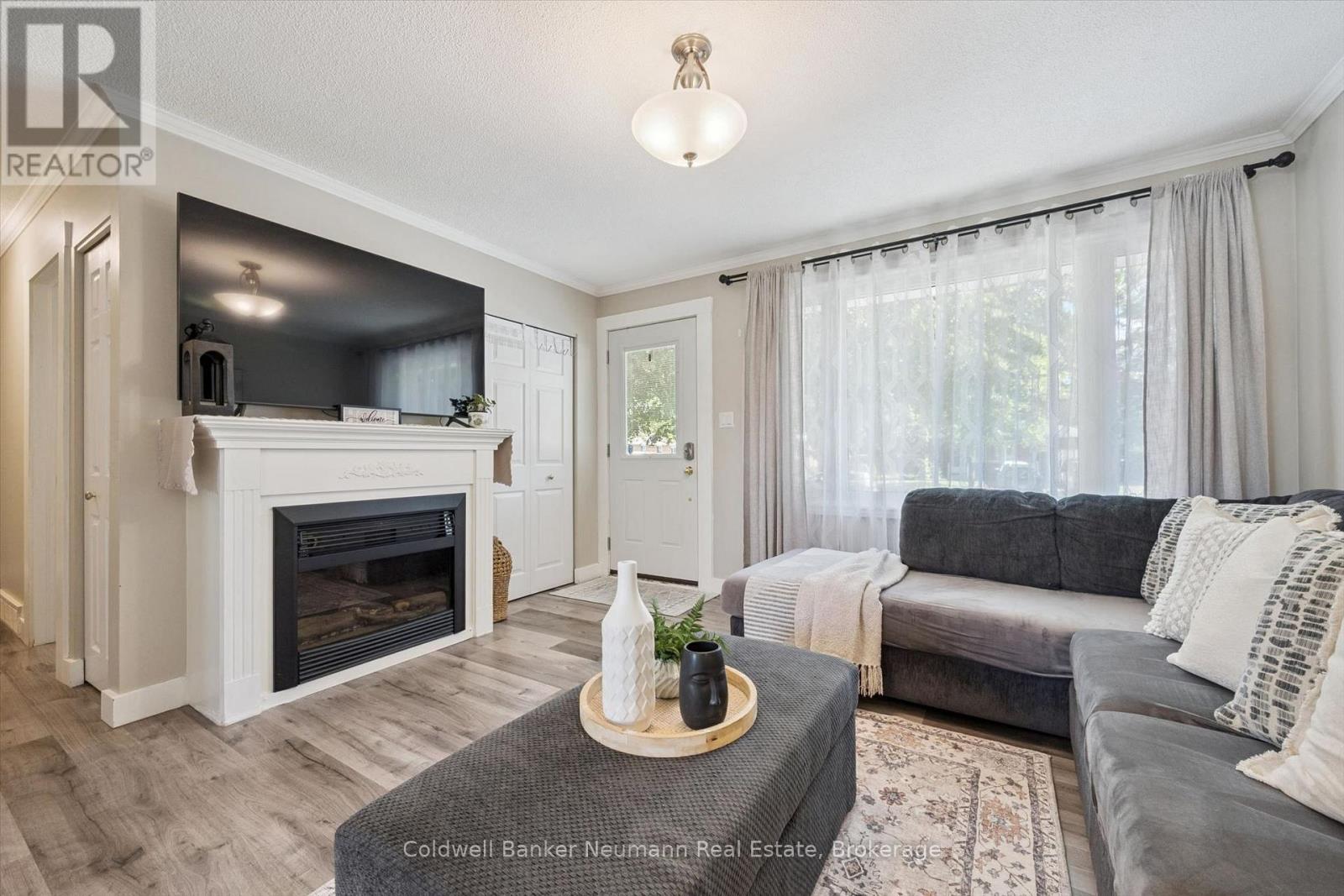16 ARGYLE DRIVE, Guelph (Dovercliffe Park/Old University) — photo 7
