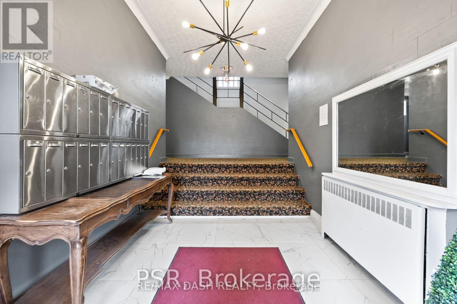 06 - 69 OLD MILL TERRACE, Toronto (Stonegate-Queensway) — photo 4