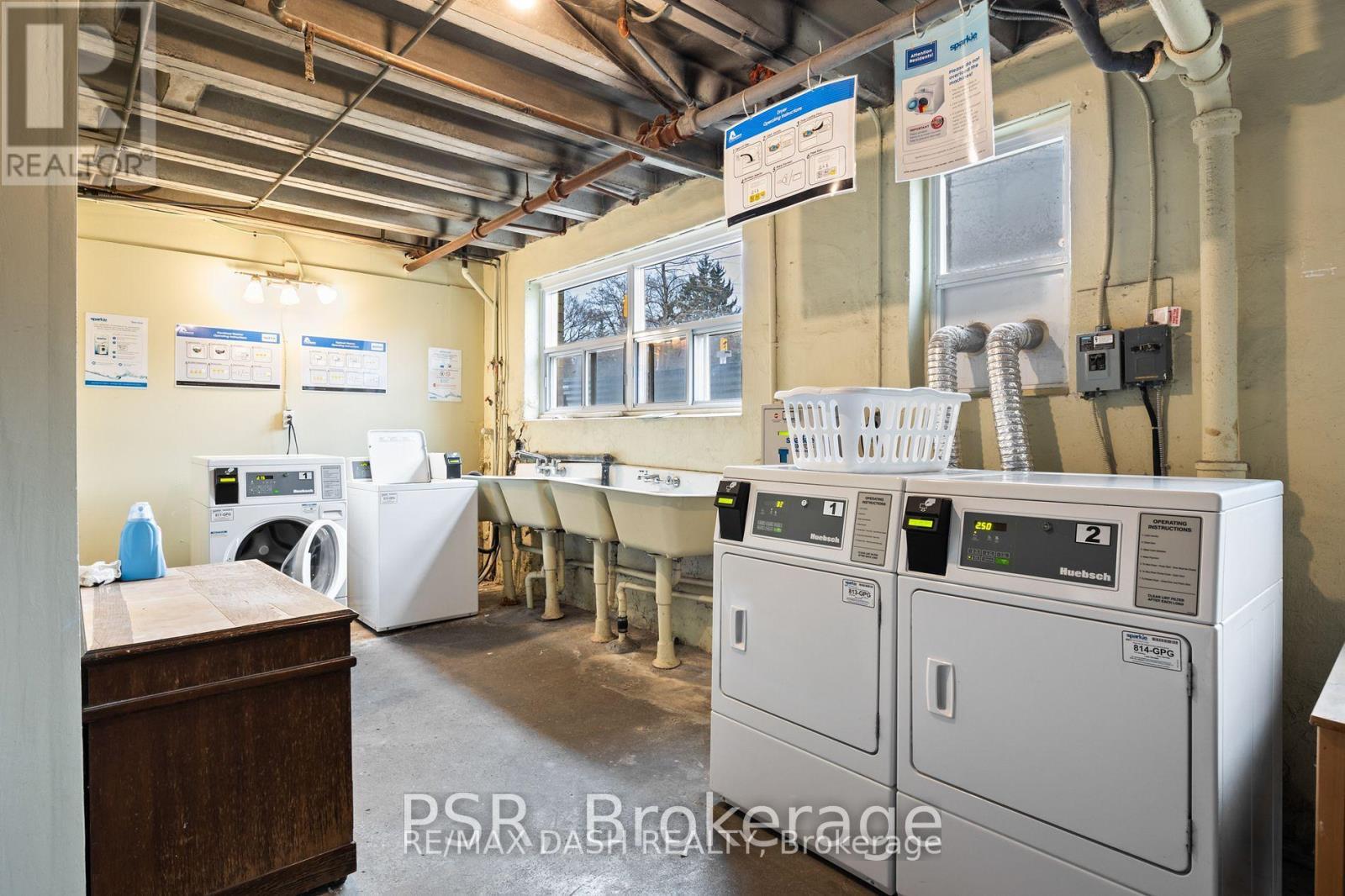 06 - 69 OLD MILL TERRACE, Toronto (Stonegate-Queensway) — photo 5