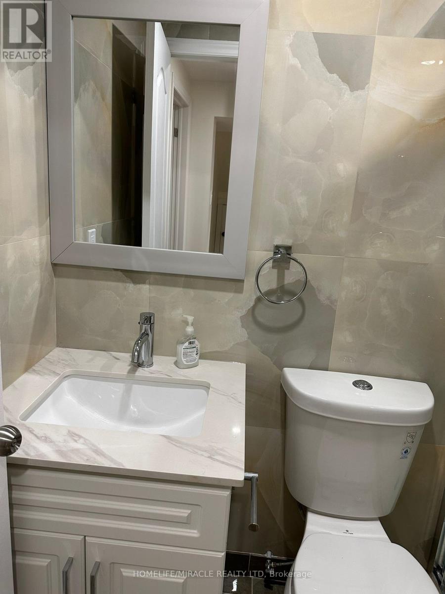 11 CRESSWELL DRIVE, Brampton (Fletcher's West) — photo 3