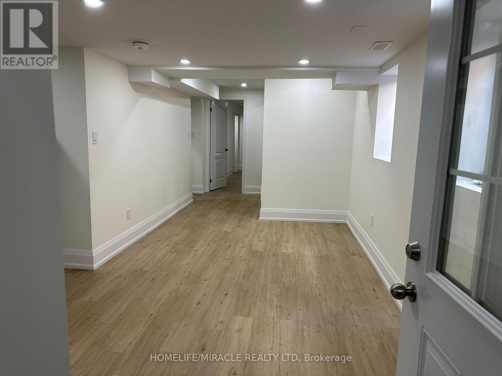 11 CRESSWELL DRIVE, Brampton (Fletcher's West) — photo 4