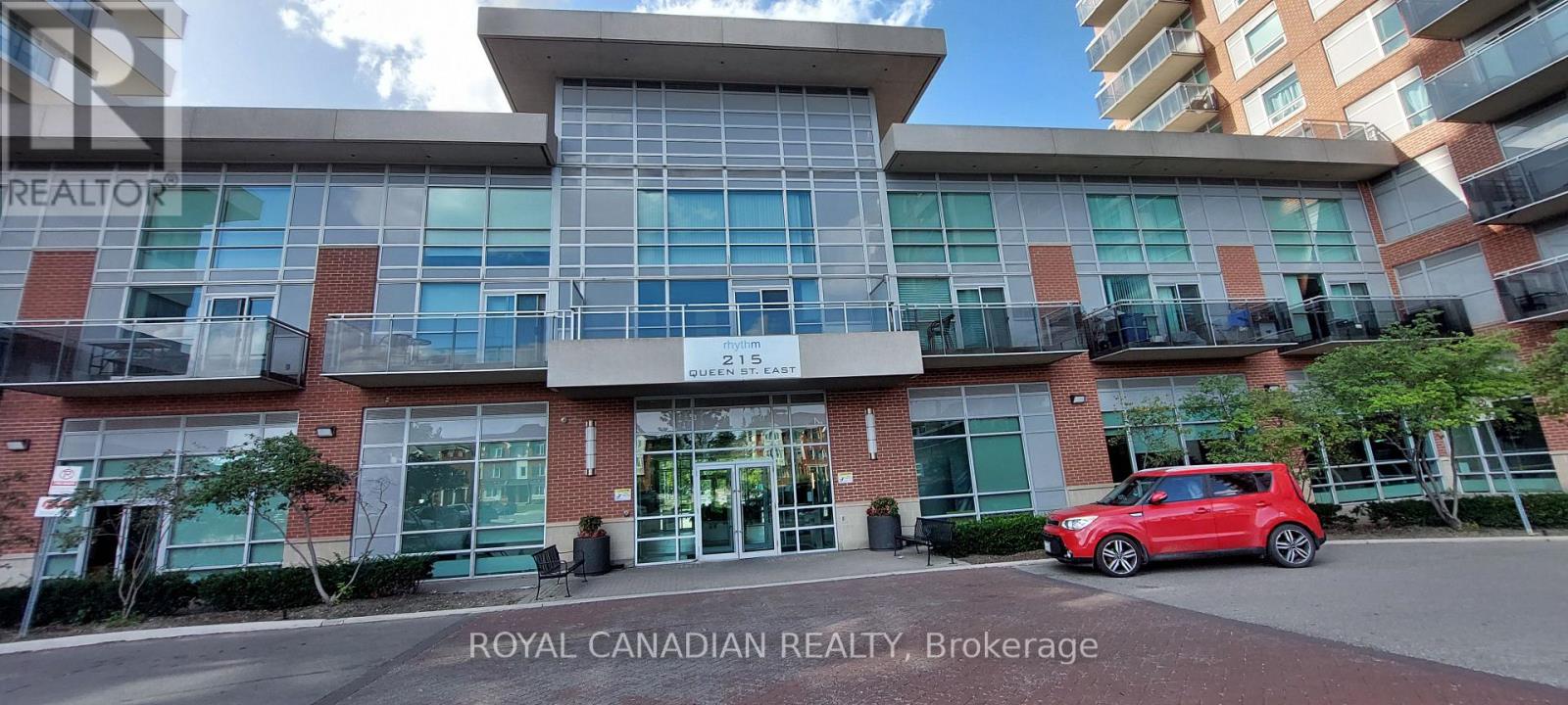 1411 - 215 QUEEN STREET E, Brampton (Queen Street Corridor) — photo 2