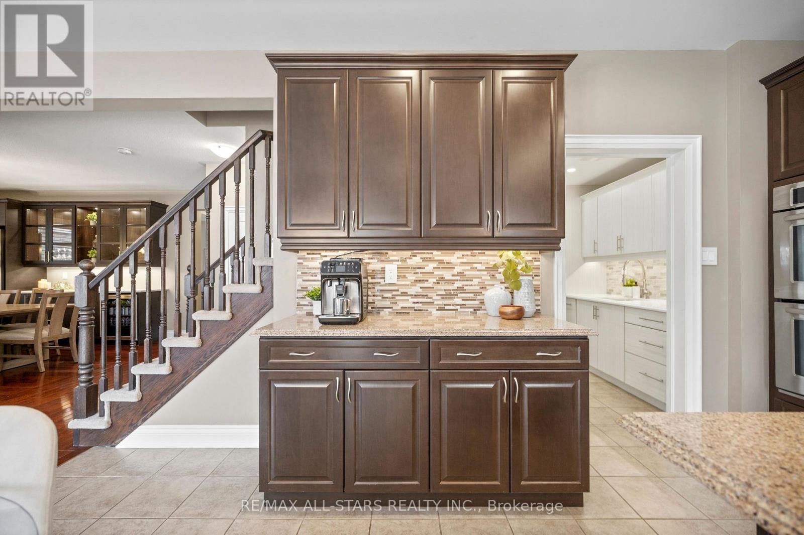 331 INMAN HEIGHTS - Image 25