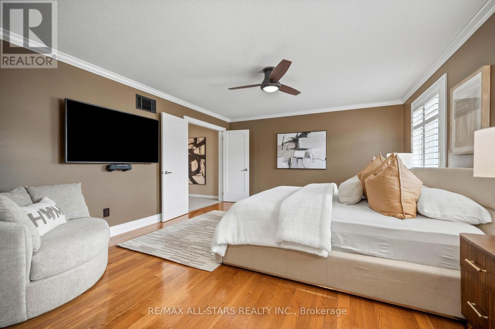 331 INMAN HEIGHTS - Image 32