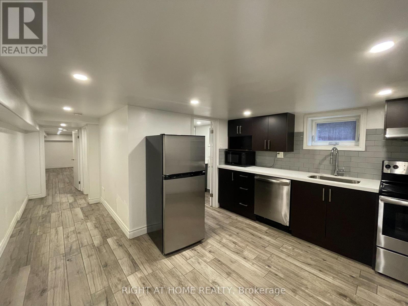 Photo of 755 Dupont Street