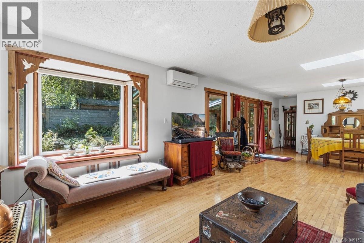 13545 Cedar Rd - 13