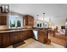 37 Cypress Street thumbnail 9