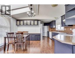 Foyer - 180 Cokerill Crescent, Fort Mcmurray, AB T9K2J2 Photo 9