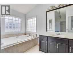 180 Cokerill Crescent, Fort Mcmurray, AB T9K2J2 Photo 14