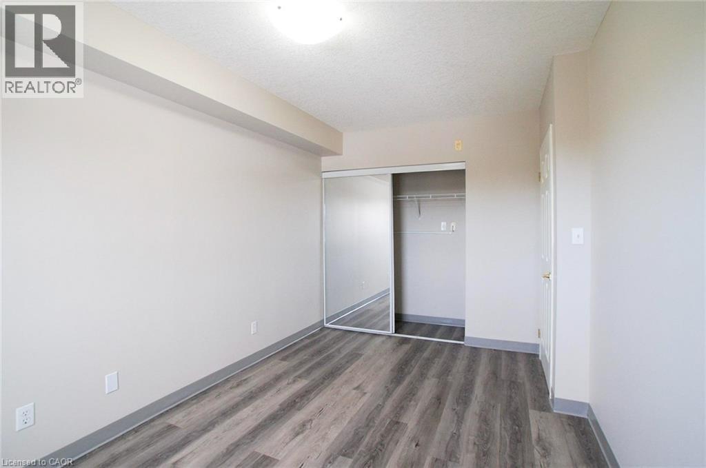 274 ERB Street W Unit# 1004, Waterloo — photo 3