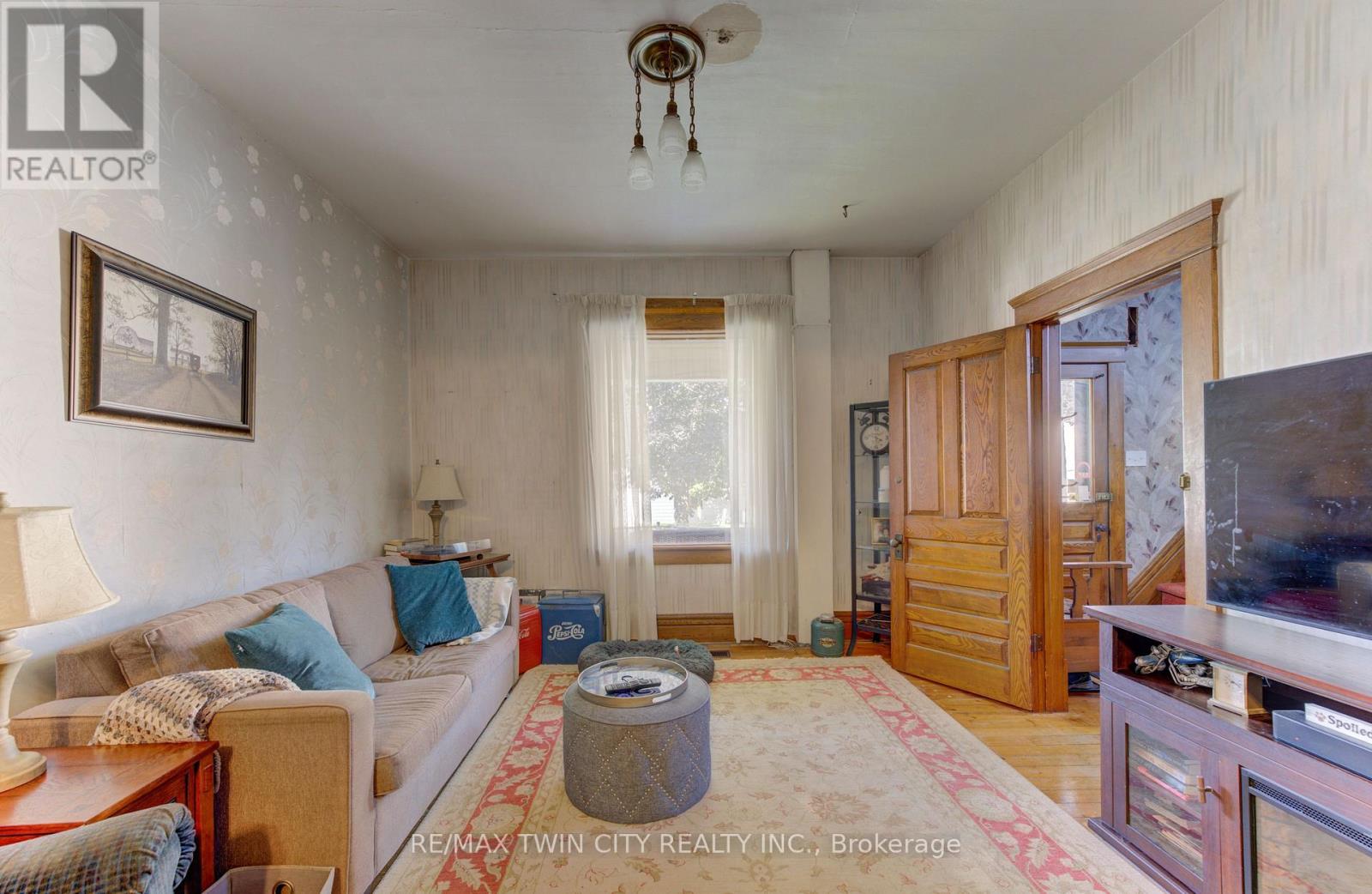 246 JACOB STREET - 11