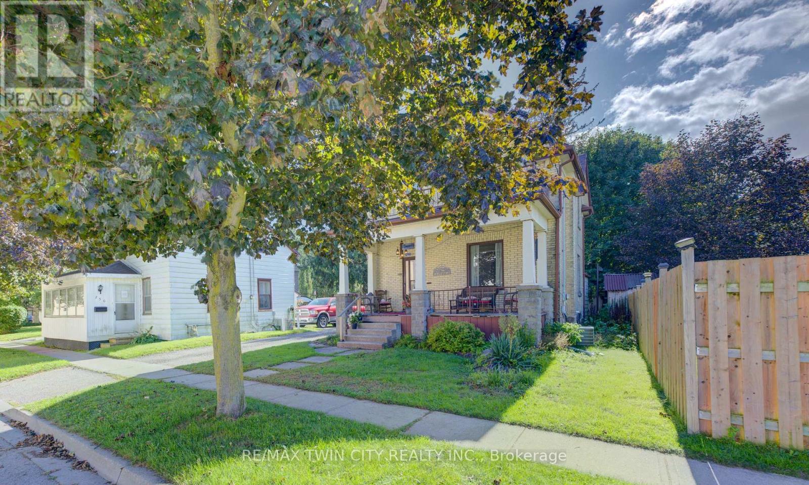 246 JACOB STREET - 5