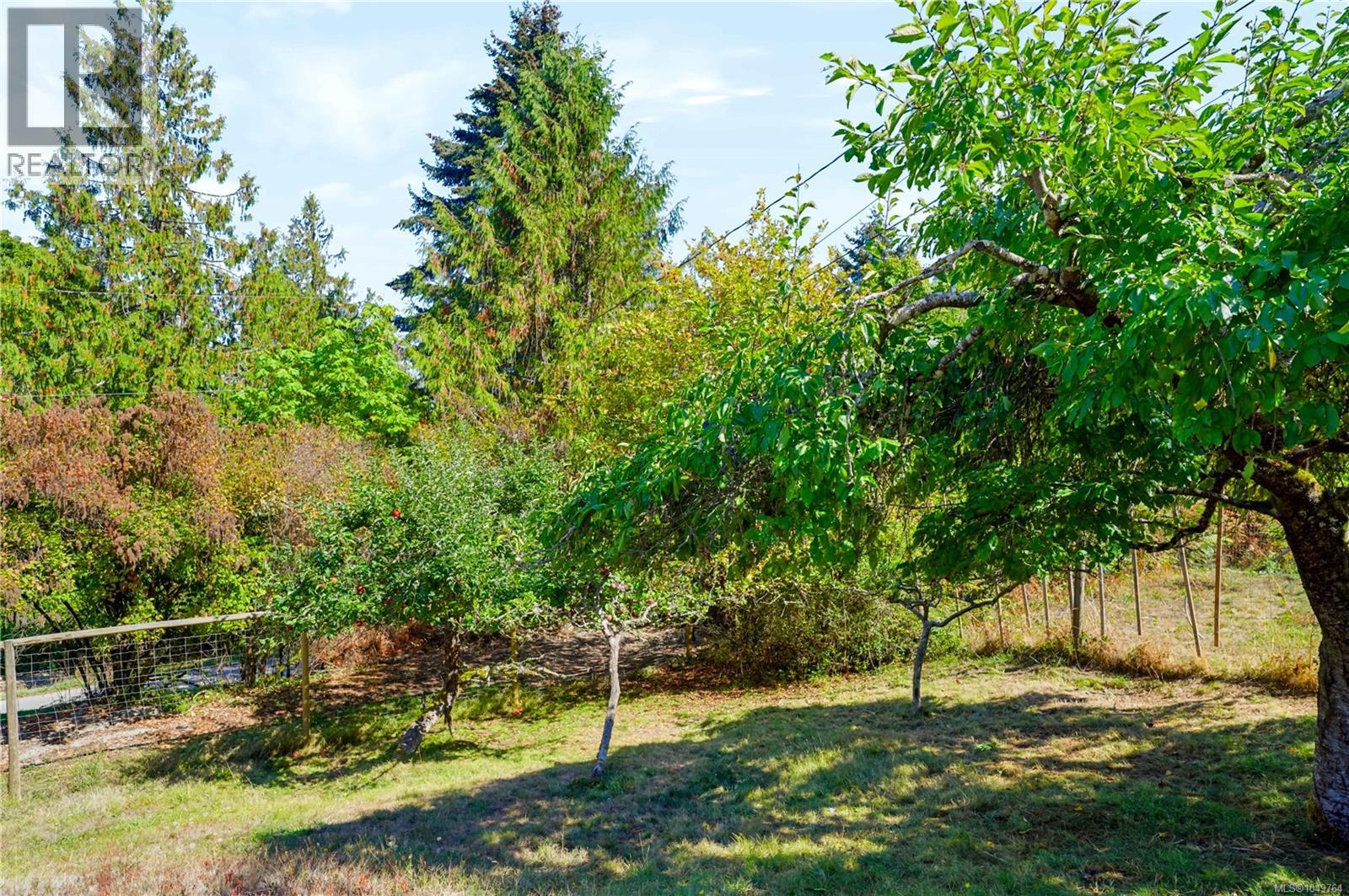 226 roland Rd - Image 75