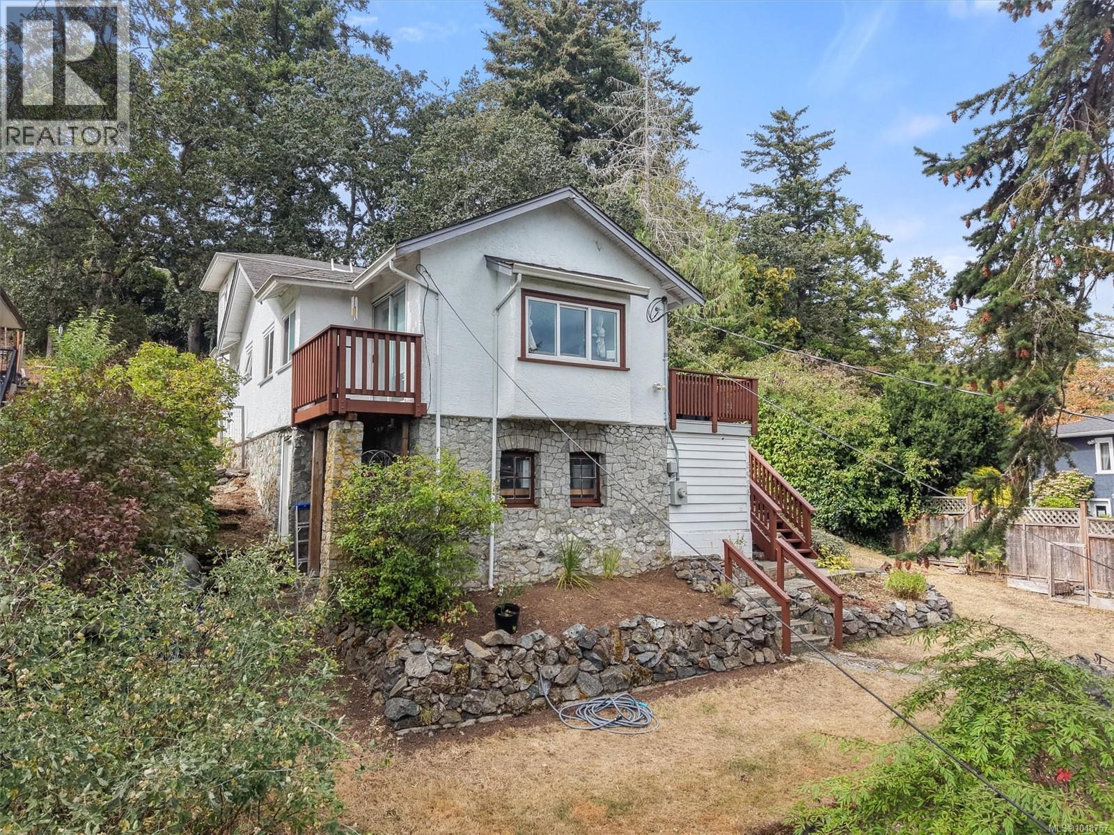 3938 Wilkinson Rd - 3